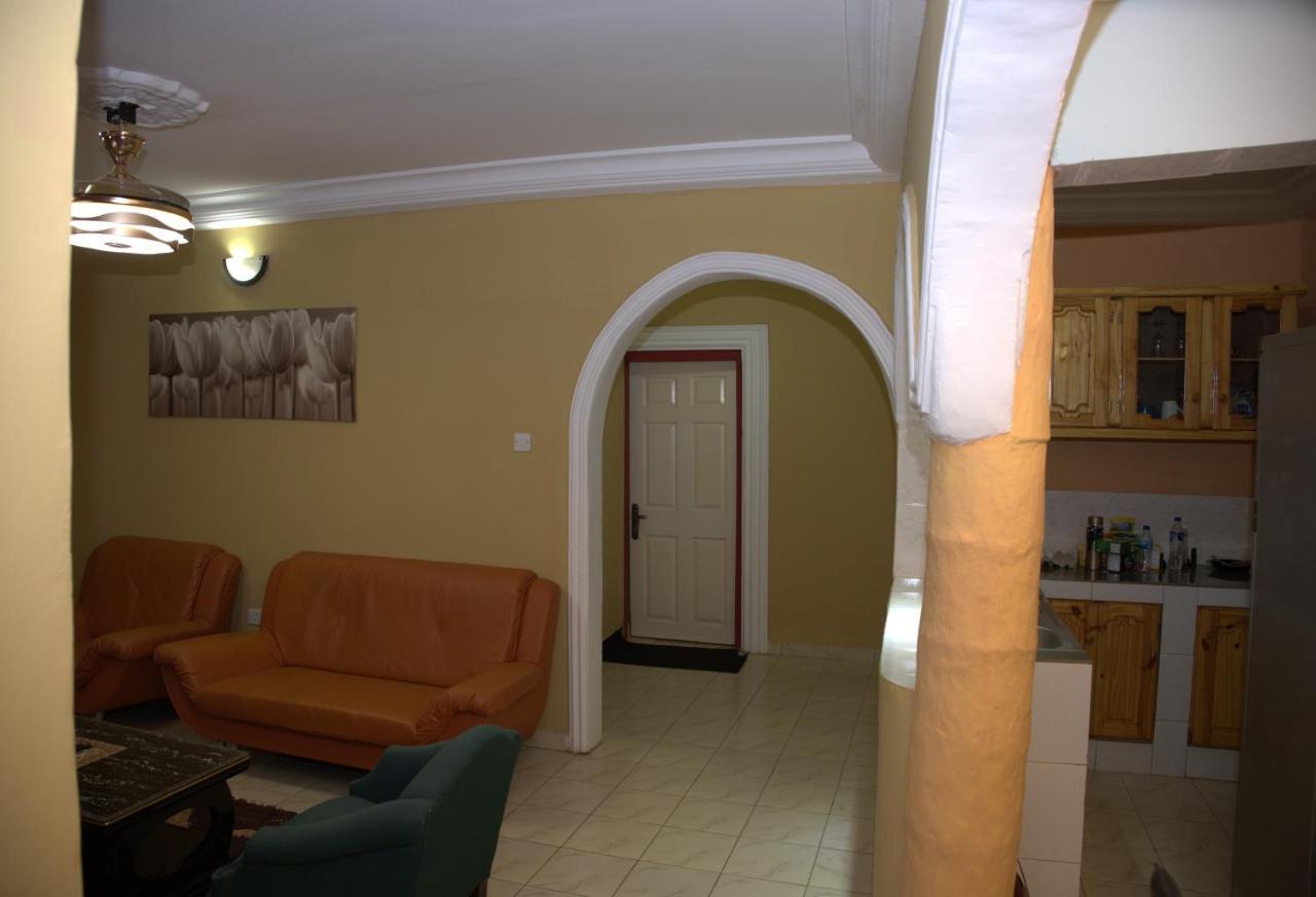 Faith And Grace Guest House Lamin Beretto Esterno foto