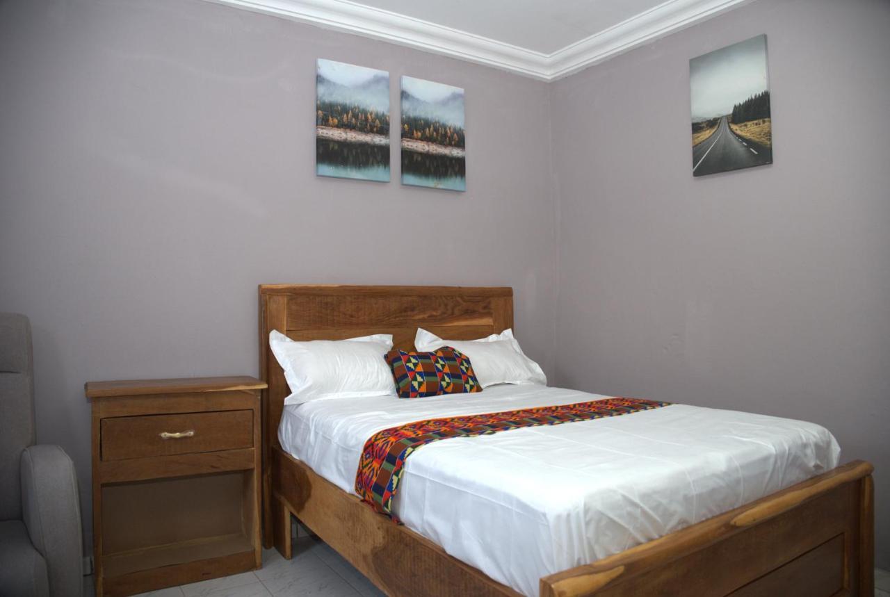 Faith And Grace Guest House Lamin Beretto Esterno foto
