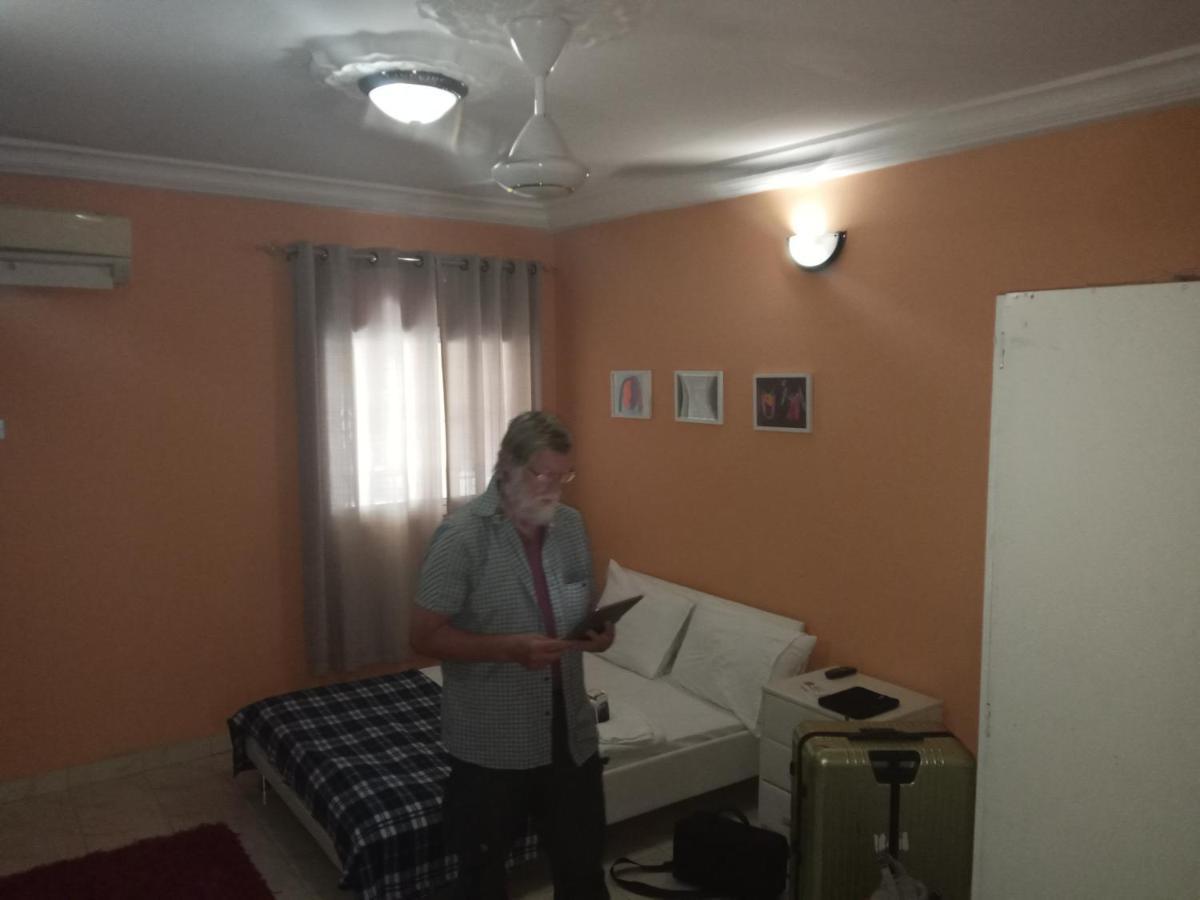 Faith And Grace Guest House Lamin Beretto Esterno foto