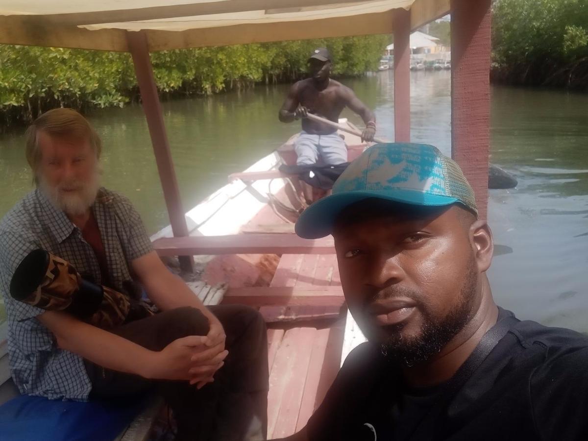 Faith And Grace Guest House Lamin Beretto Esterno foto