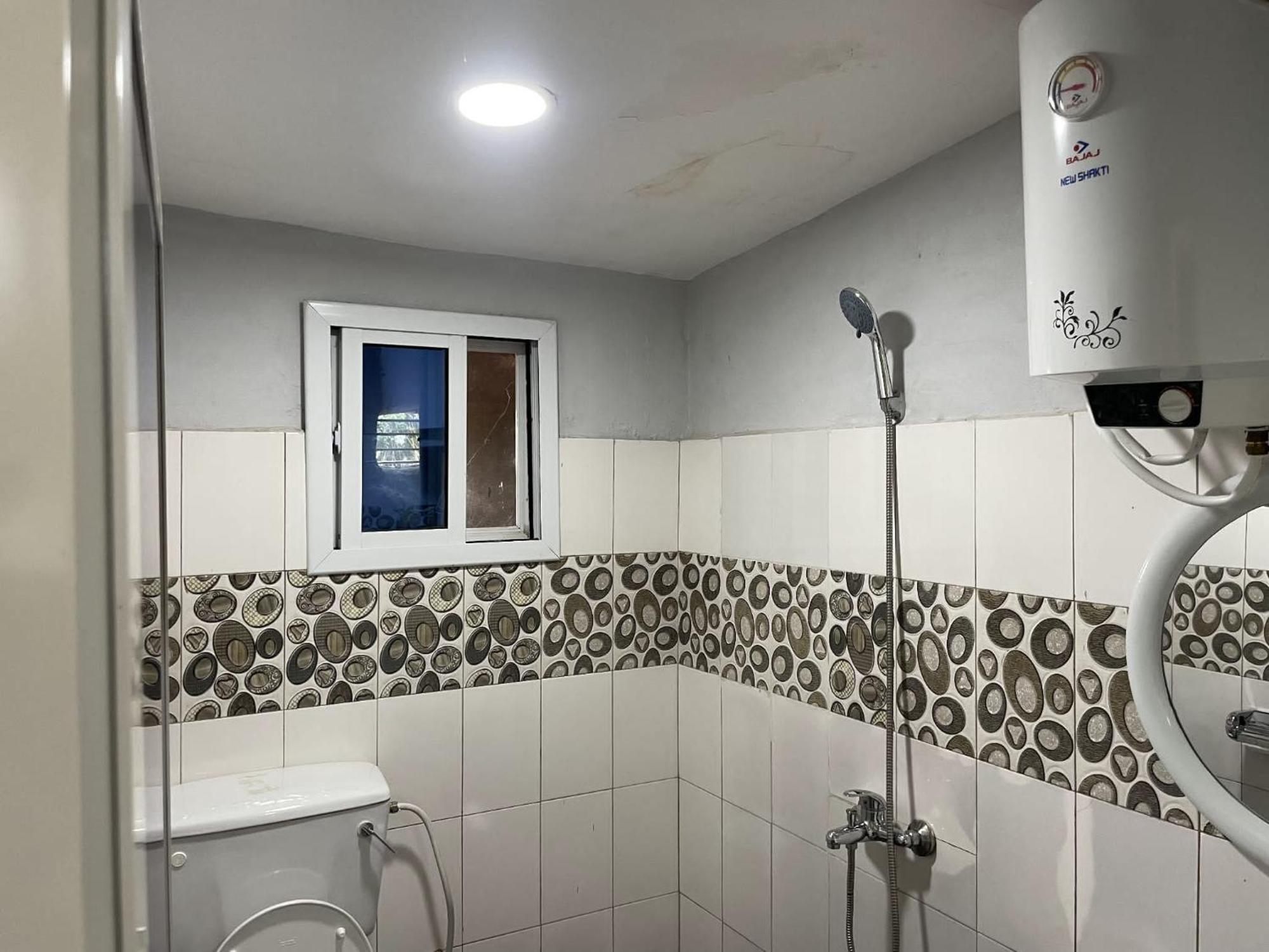 Faith And Grace Guest House Lamin Beretto Esterno foto